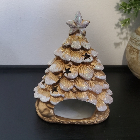 Gold Ceramic Christmas Tree Candle Holder - Picture 5 of 5